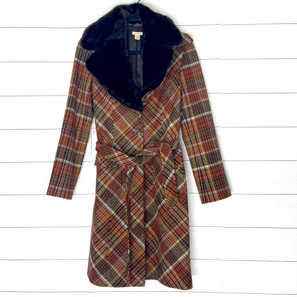 Plaid Women's Coat with Faux Fur Collar